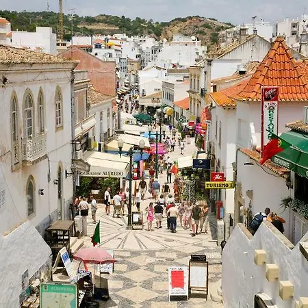Em Quinta Da Barracuda * Albufeira